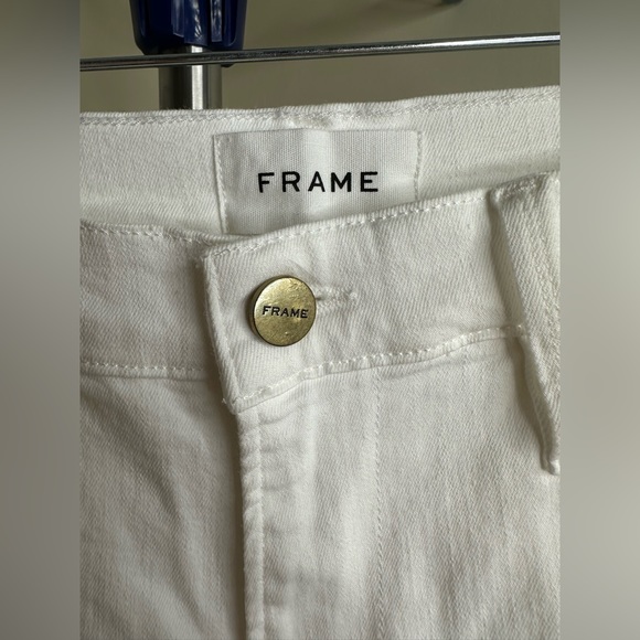 NWT FRAME HIGH-RISE FLARE WHITE DENIM - Picture 3 of 8